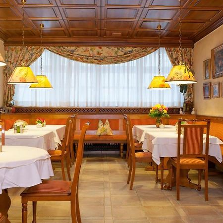 Hotel Wilder Mann Königstein in der Oberpfalz Esterno foto